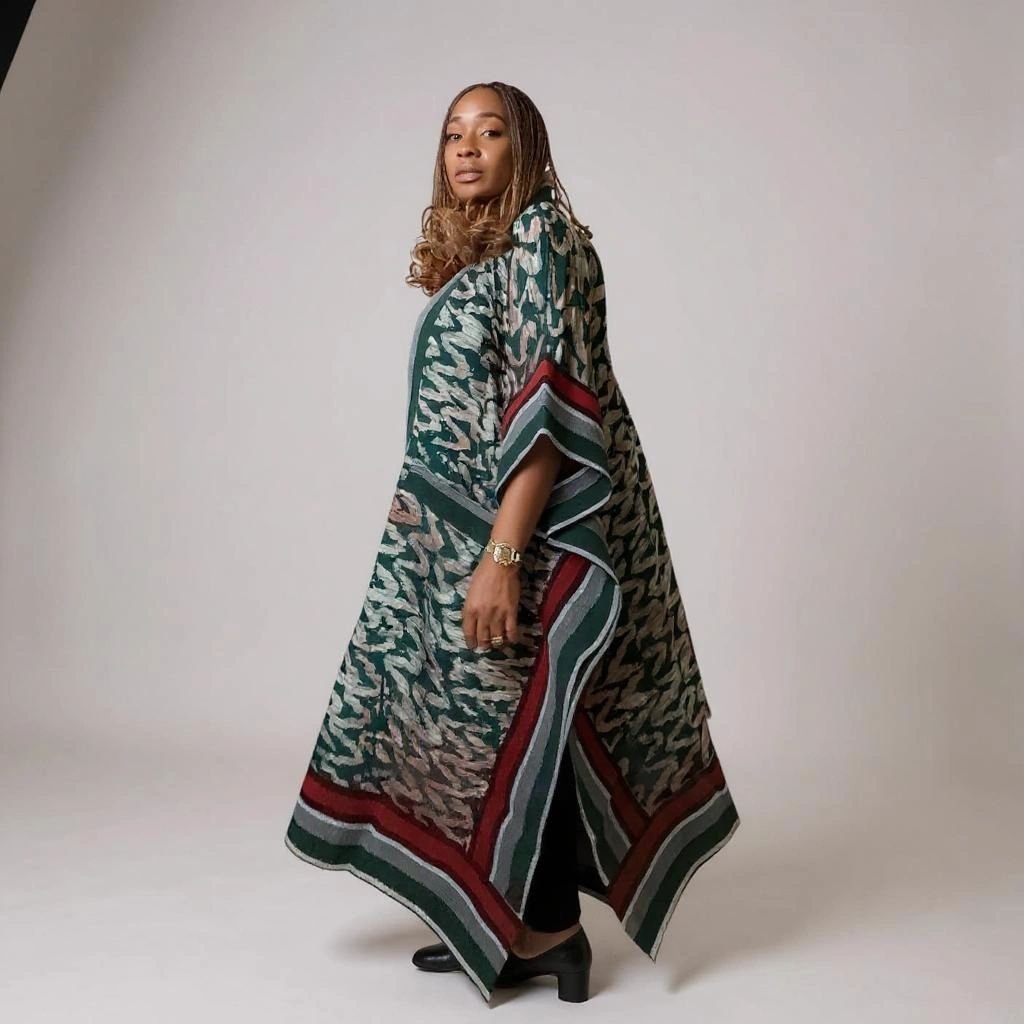 Royal Midi Kimono Jacket - Image 4